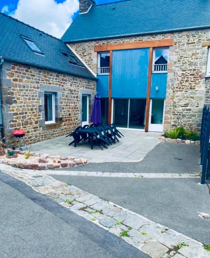 Le Gite De La Mongatelais Villa Roz-Landrieux ภายนอก รูปภาพ