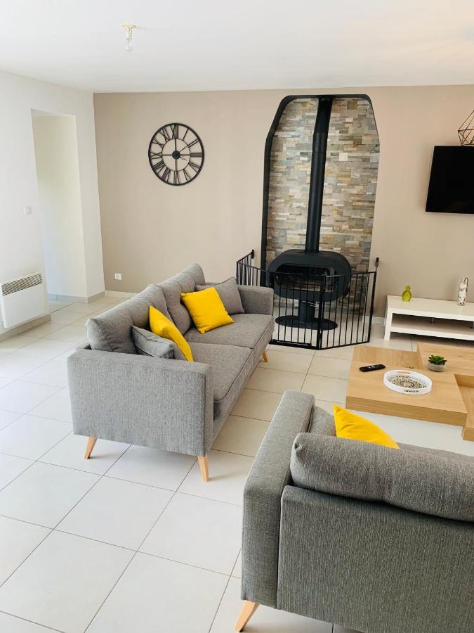 Le Gite De La Mongatelais Villa Roz-Landrieux ภายนอก รูปภาพ